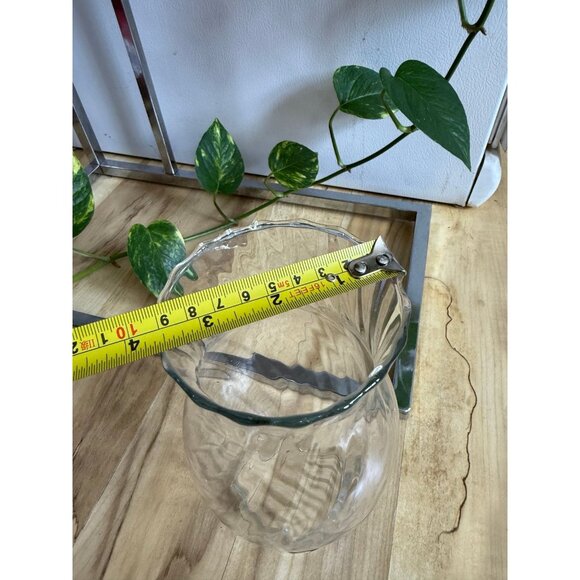 Clear Glass Hurricane Lamp Shade - Picture 4 of 8